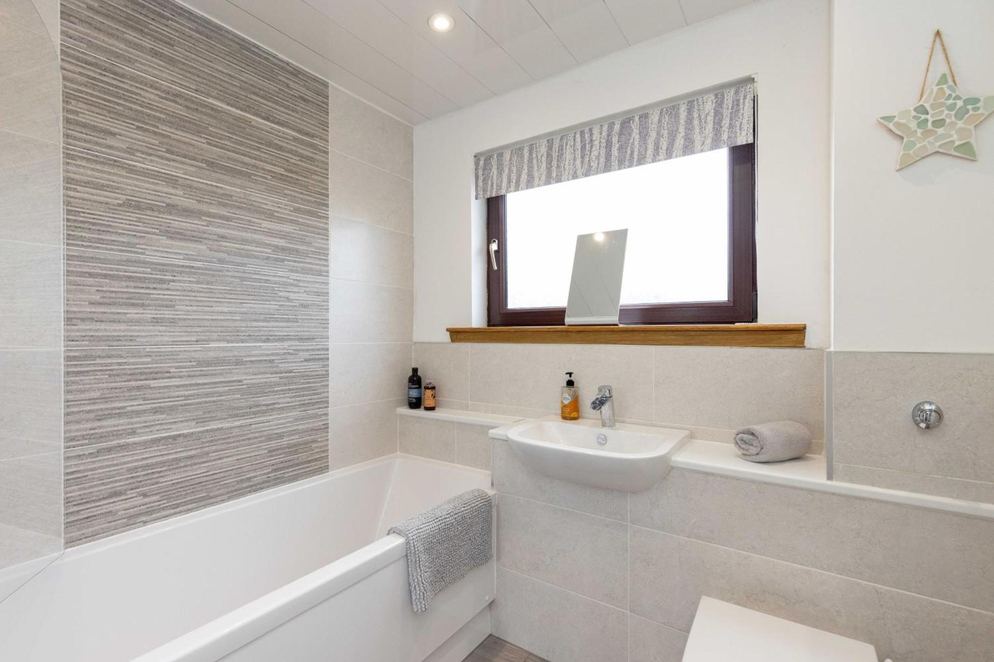 Family Home Inverkeithing Ideal For Edinburgh, Dunfermline & St Andrews 3 Bedrooms Exteriör bild