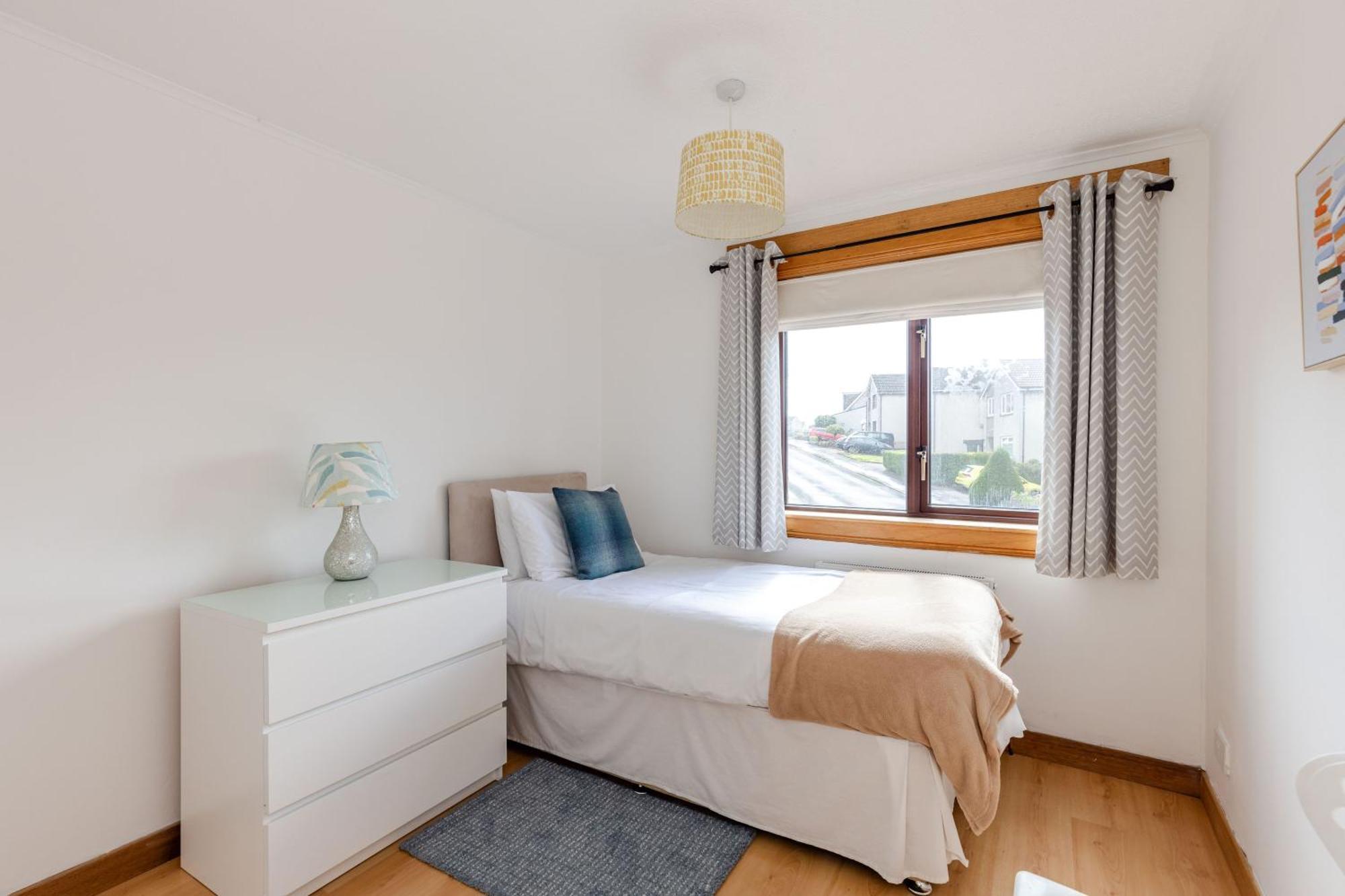 Family Home Inverkeithing Ideal For Edinburgh, Dunfermline & St Andrews 3 Bedrooms Exteriör bild