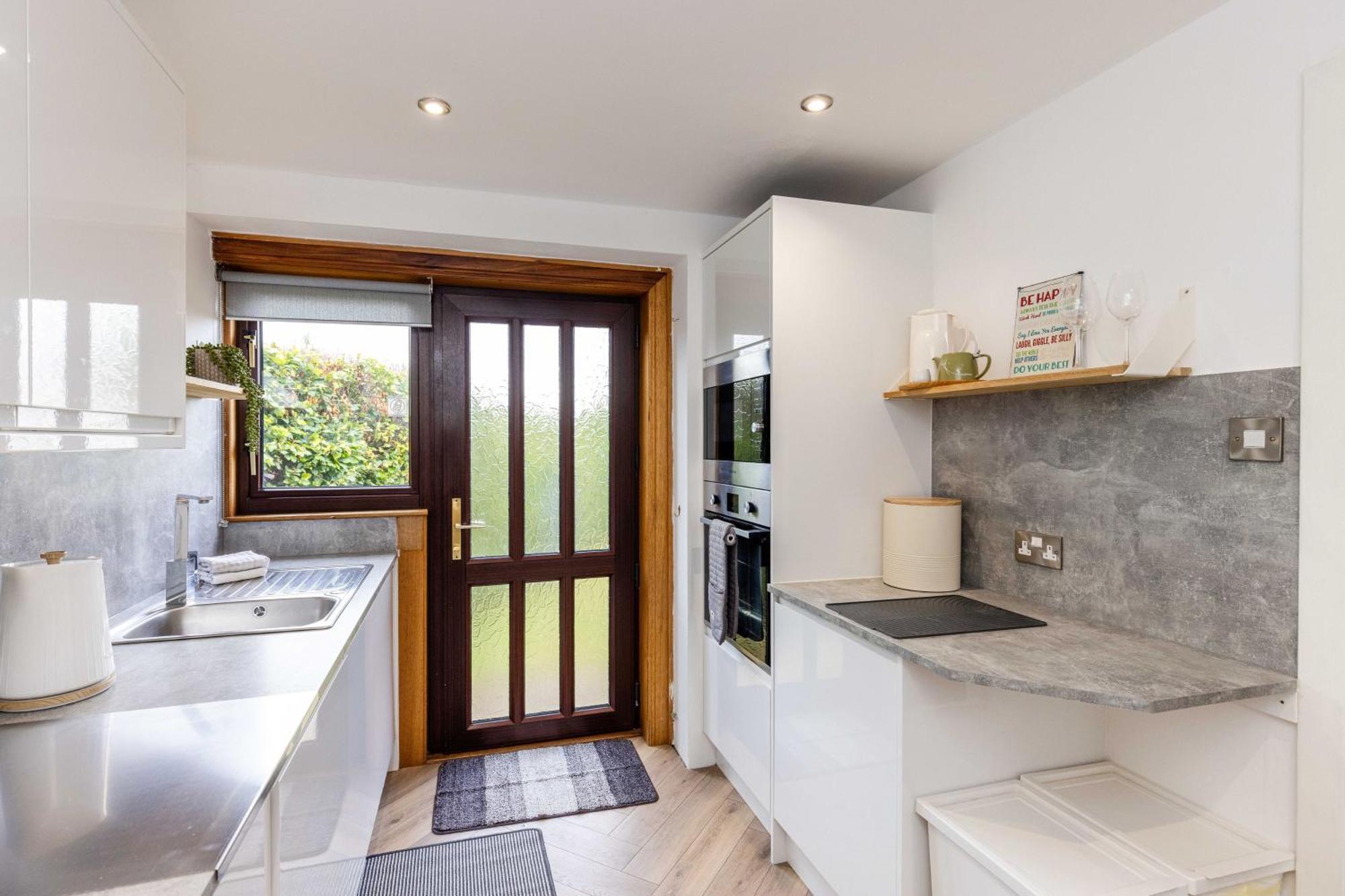 Family Home Inverkeithing Ideal For Edinburgh, Dunfermline & St Andrews 3 Bedrooms Exteriör bild