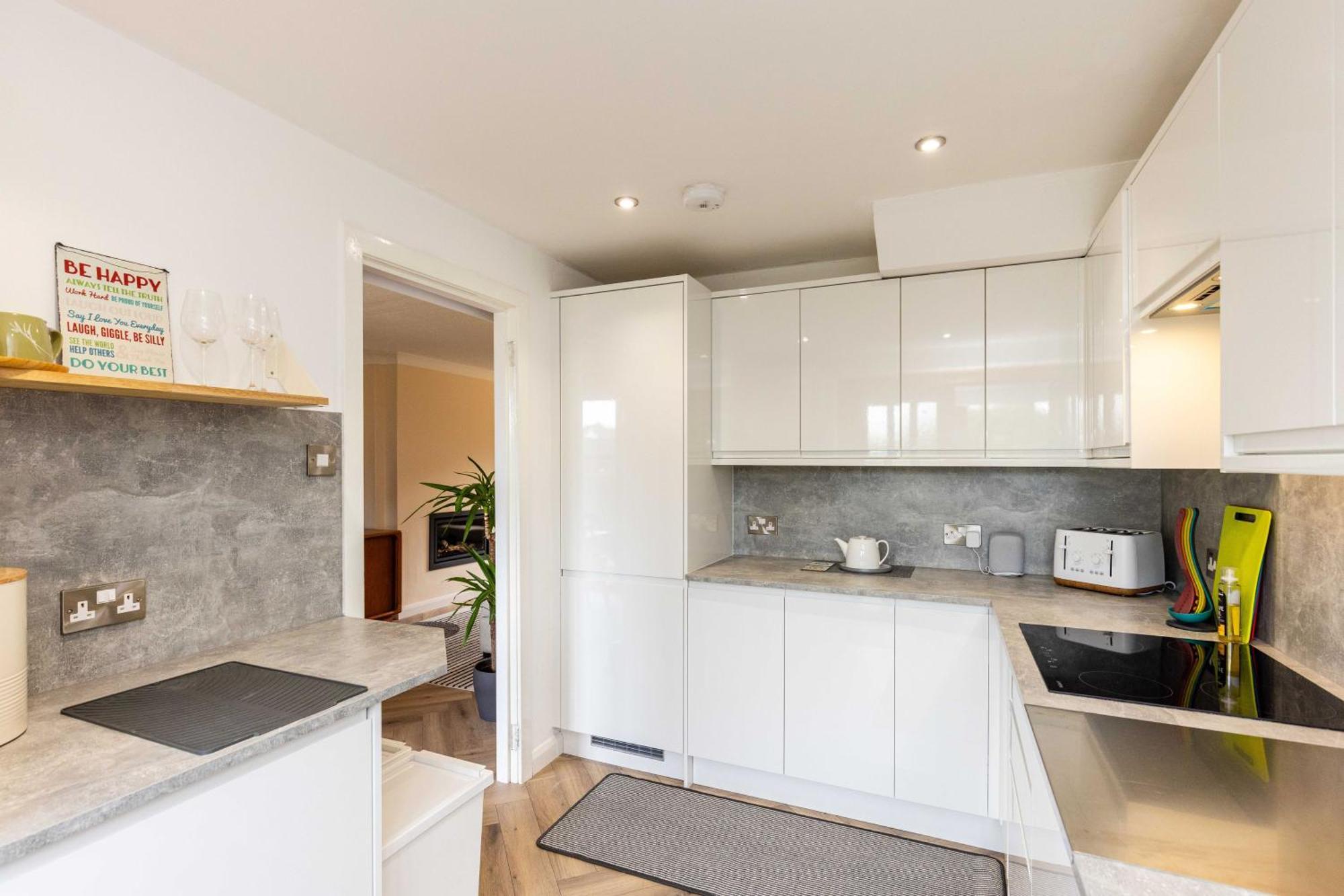 Family Home Inverkeithing Ideal For Edinburgh, Dunfermline & St Andrews 3 Bedrooms Exteriör bild