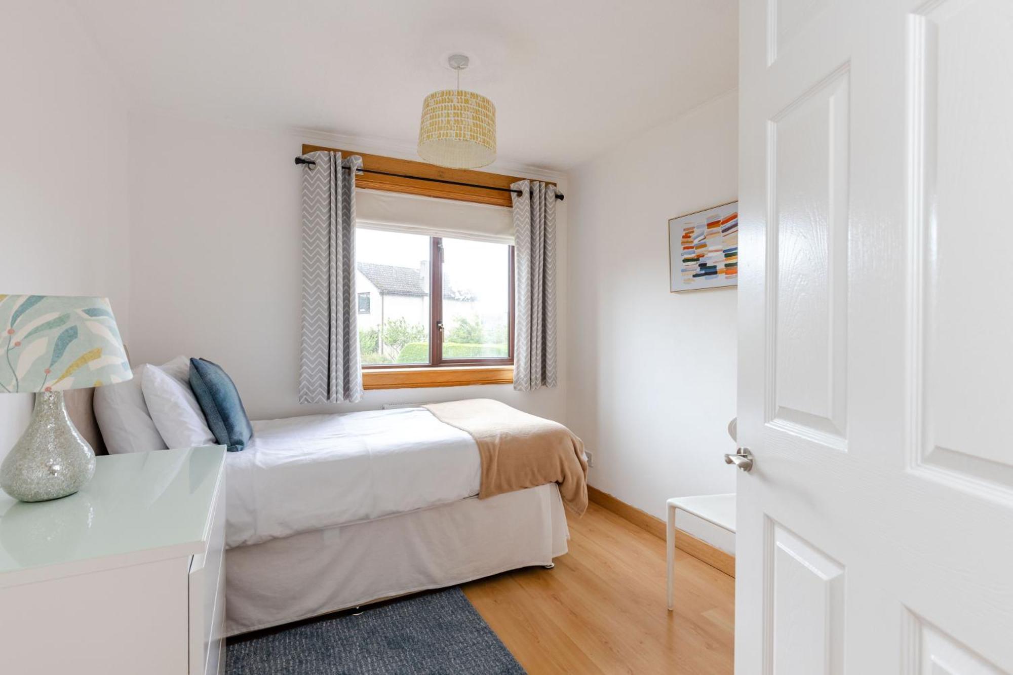 Family Home Inverkeithing Ideal For Edinburgh, Dunfermline & St Andrews 3 Bedrooms Exteriör bild
